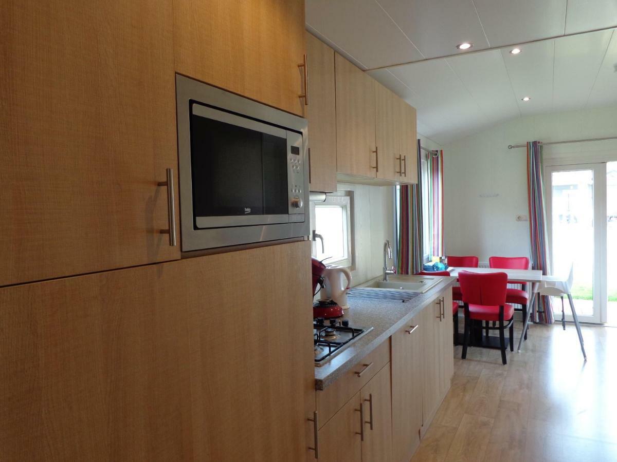 Lodge 4 Personen Camping De Molenhof Reutum المظهر الخارجي الصورة